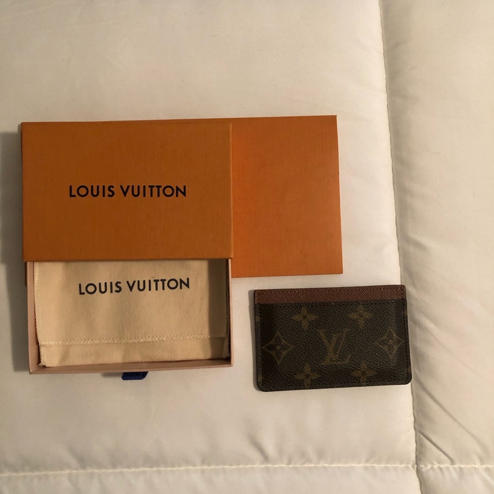 Louis Vuitton card holder